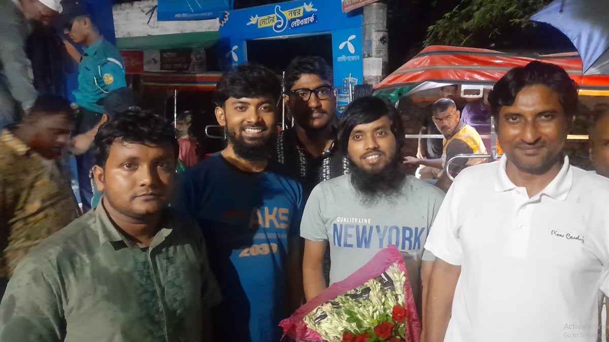 জঙ্গি নাটকে ৫ বছর জেলে থাকা খুবির ২ ছাত্র জামিনে মুক্ত